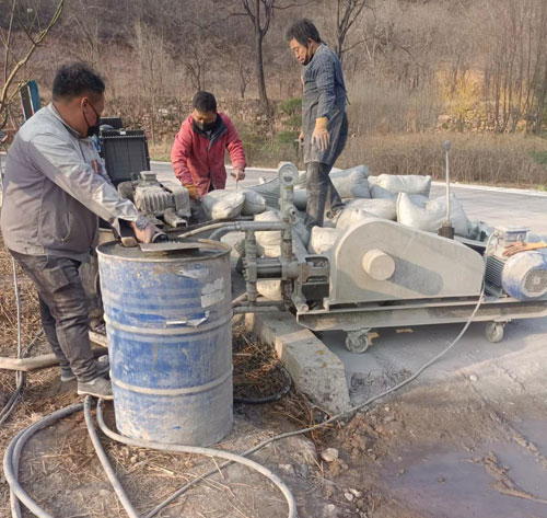水磨沟路面下沉注浆